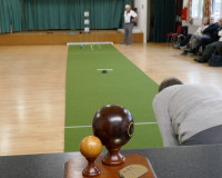 First end of the final. Liz Davison versus Bob Bates.